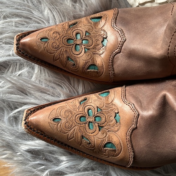 Gorgeous NWOB Corral Vintage Inlay Cowboy Boots 7.5 - Picture 2 of 6